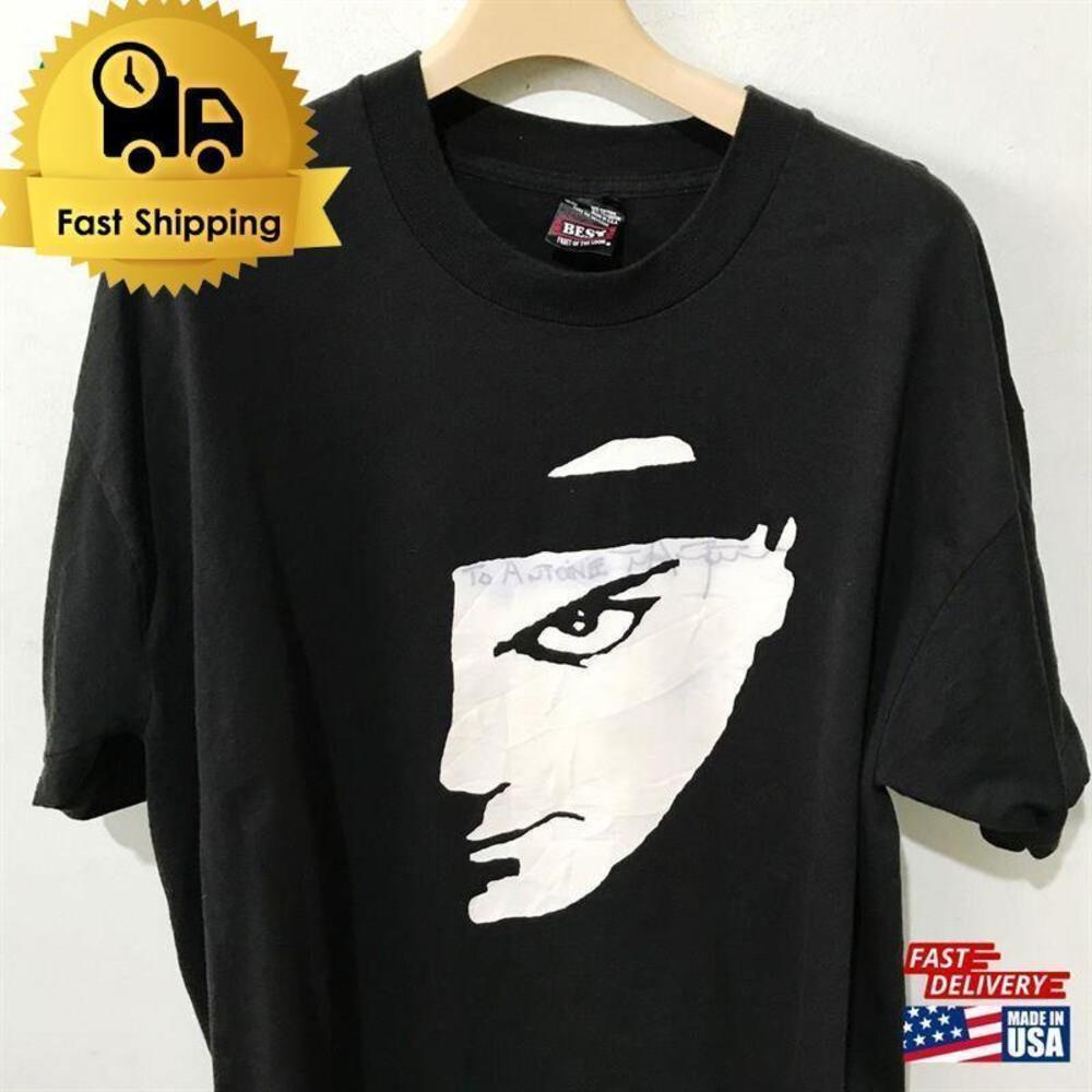 Retro 90s The Amazing Johnathan Classic Retro Magic Show Fan T-Shirt